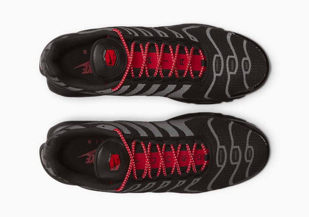 Nike Air Max Plus Negras Reflectantes para Hombre