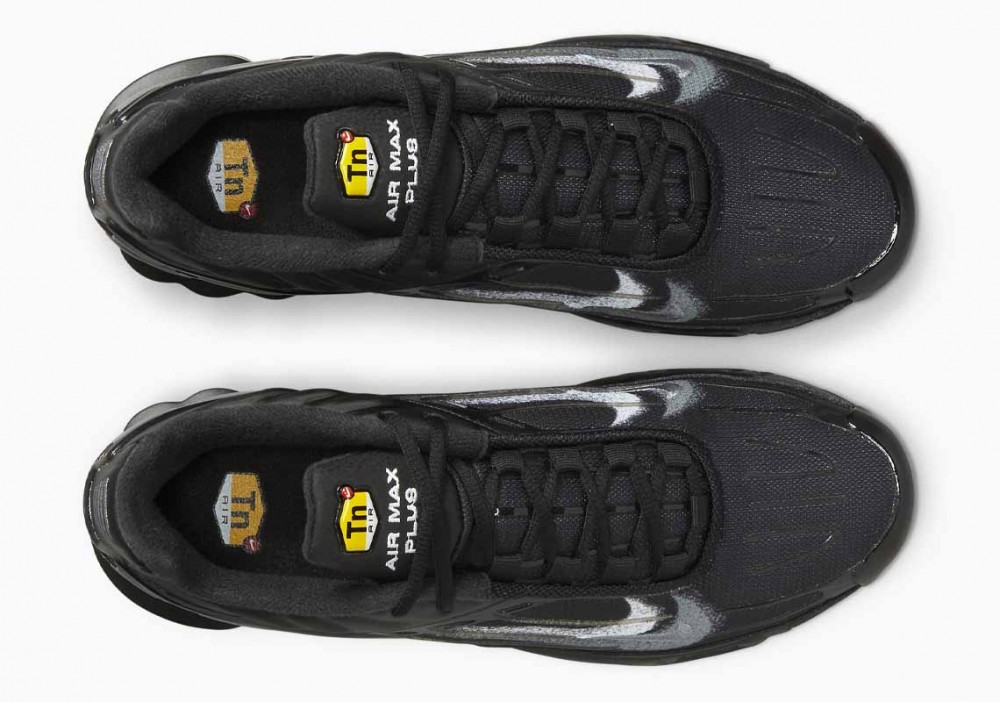 Nike Air Max Plus 3 Painted Swoosh Negras para Hombre
