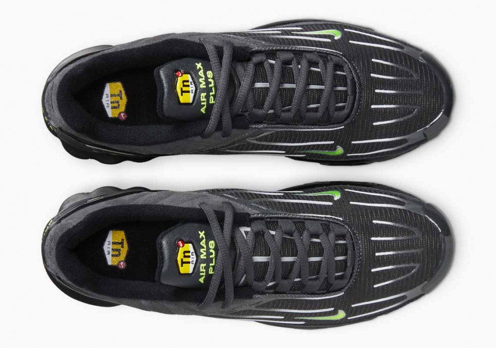 Nike Air Max Plus 3 Negras Voltio para Hombre