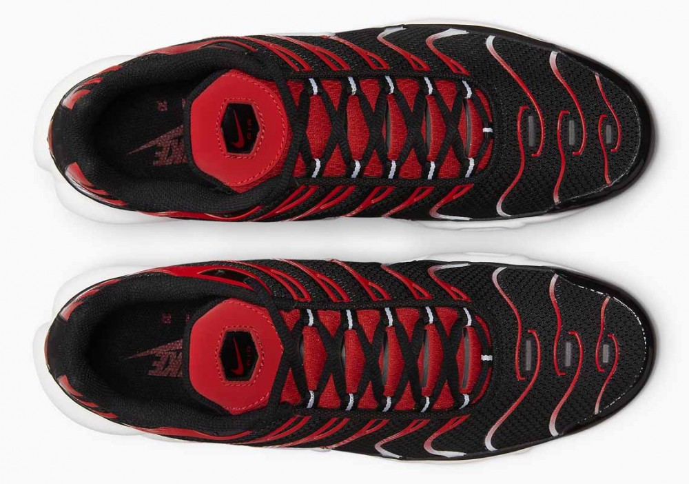Nike Air Max Plus Negras Blancas Universidad Roja para Hombre