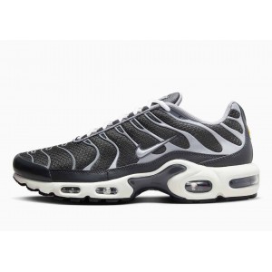 Nike Air Max Plus SE en Escala de Grises Gris Frío para Hombre