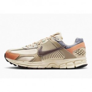 Nike Zoom Vomero 5 Hombre en Marrón Ámbar y Caqui