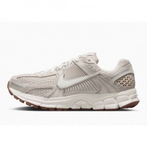 Nike Zoom Vomero 5 Zapatillas Mujer en Marrón Madera Claro